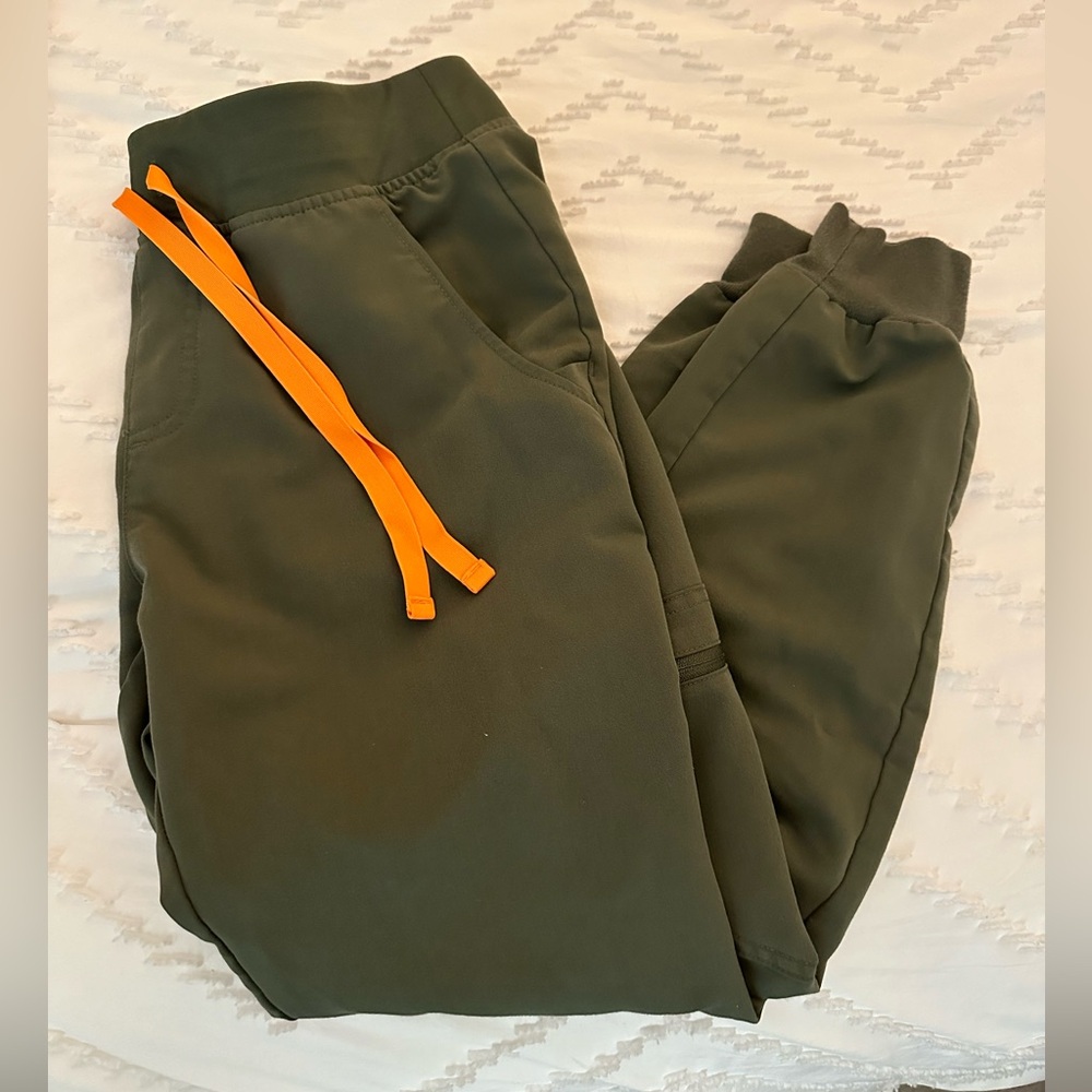 Figs joggers